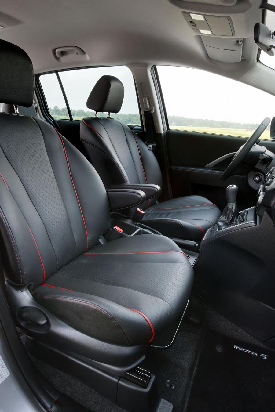  Mazda5 2011 года  (фото 115 из 184)